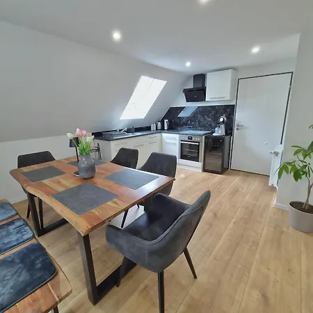 Ruhige & Gemuetliche Mit Balkon Weidenberg