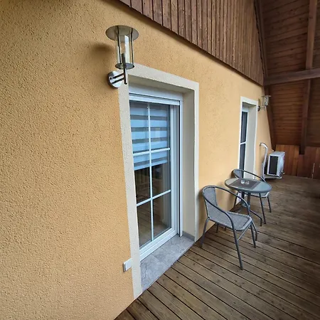 Ruhige&gemütliche Mit Balkon Apartment *